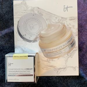 It Cosmetics Confidence in a Cream mini *3 for $15*